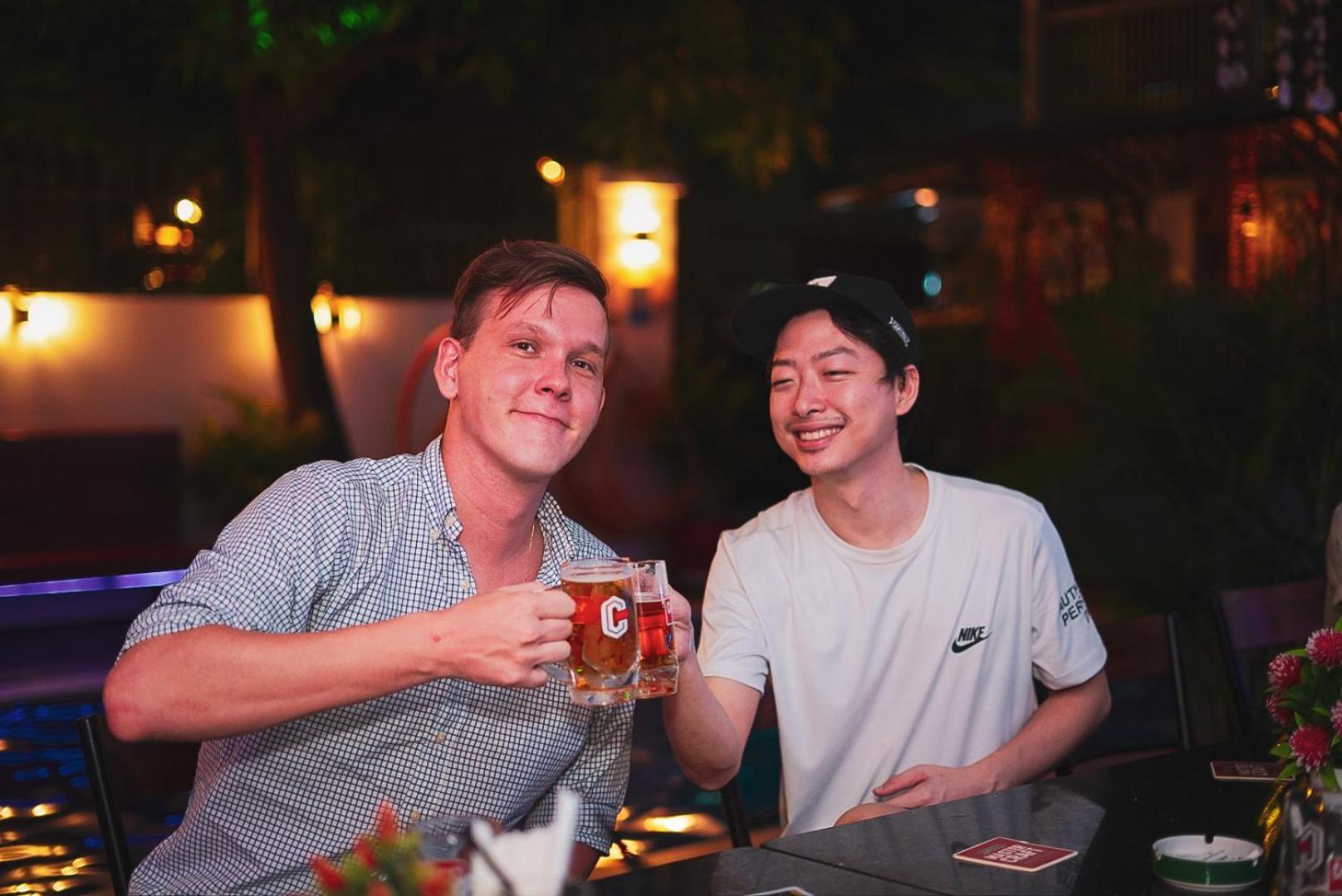 Bliss & Beats Hostel Phnom Penh Exterior foto