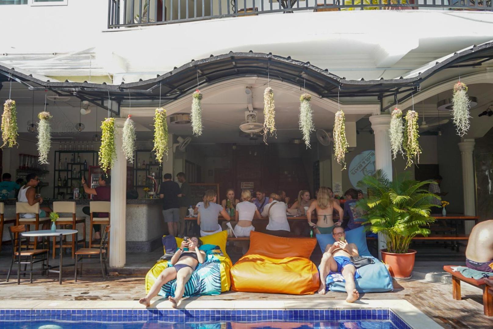 Bliss & Beats Hostel Phnom Penh Exterior foto